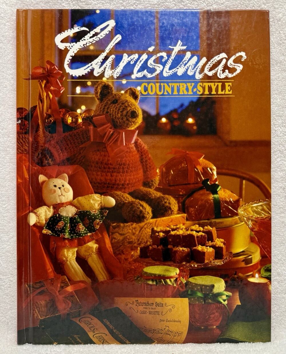 Christmas Country Style with Crafts, Cross Stitch and Recipes 1991 Hardcover VTG